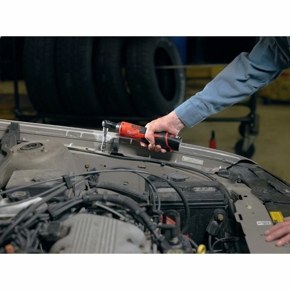 Milwaukee Tools M12 Cordless 3/8" Lithium Ion Ratchet Kit - 2457-21 - Other - Image 3